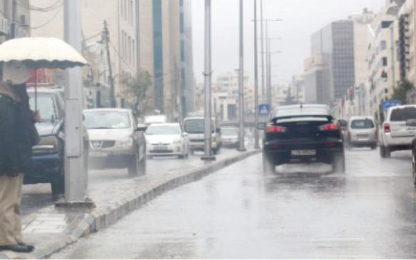 السبت .. أجواء ماطرة باردة وتحذير من تشكل السيول