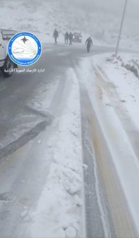 تحذير من الانزلاقات بسبب الثلوج بالجنوب