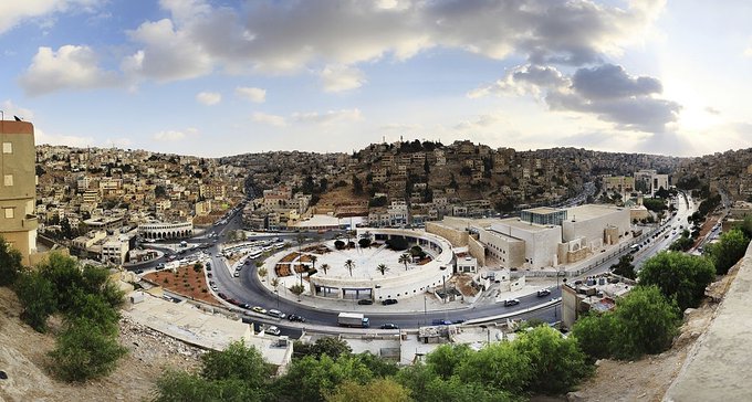 خبراء: تآكل الطبقة الوسطة ينعكس سلبا على إيرادات الخزينة