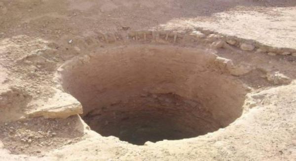 العثور على طفلة رضيعة داخل بئر مهجور في اربد