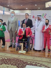 عمر قرادة يتوج بذهبية رفع الأثقال بدورة ألعاب غرب آسيا البارالمبية