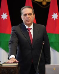 وزير الصحة يصدر تعميما للبدء بتطبيق الإجراءات التخفيفية الجديدة اعتبارا من الأول من آذار