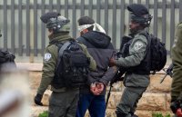الاحتلال يعتقل شابين من كفر عقب شمال القدس