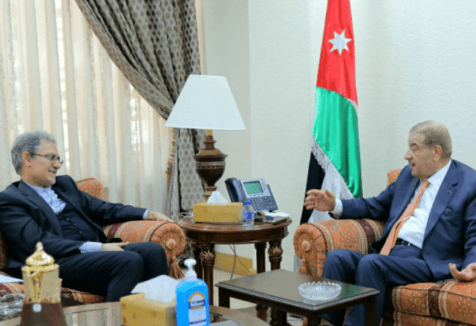 الدغمي يلتقي سفراء اليابان واليونان وايران