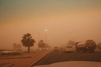 “الأمن”: جسر الحسا والأبيض مغلقة بسبب الغبار