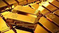 الأزمة الاوكرانية تدفع الذهب لأعلى سعر منذ 2020