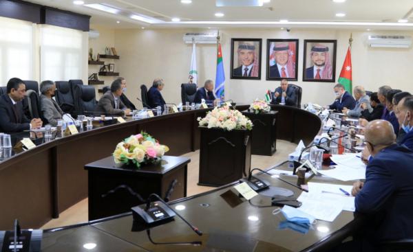 الفراية يبحث الاستعدادات الأمنية للانتخابات