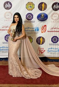 العراق يتوج الأردنية الشروف بجائزة أطوار بهجت لافضل 14 إعلامية عربية (فيديو)