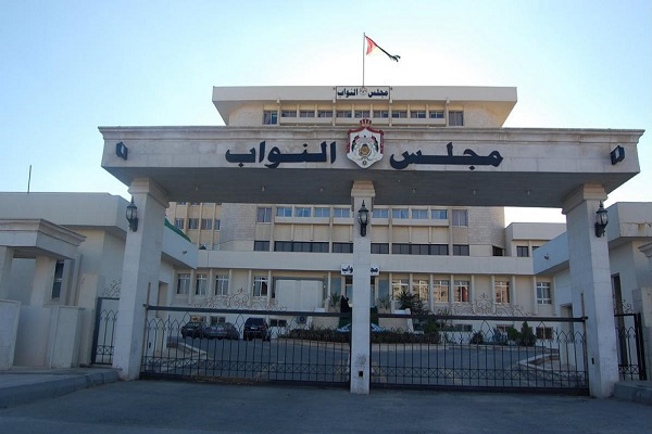 بعد استقالة 7 من أعضائها.. اعتبار لجنة الصحة النيابية "منحلة"