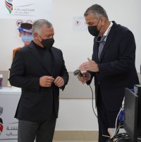 الملك: عدم التهاون مع التجاوزات المؤثرة على نزاهة الانتخابات (صور)