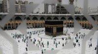 السعودية تعلن عودة الاعتكاف بالحرمين برمضان