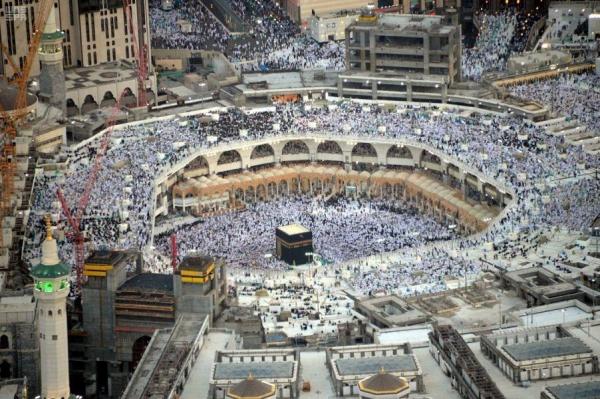 السعودية تصدر قراراً بعدم نقل الصلوات أو بثها خلال شهر رمضان