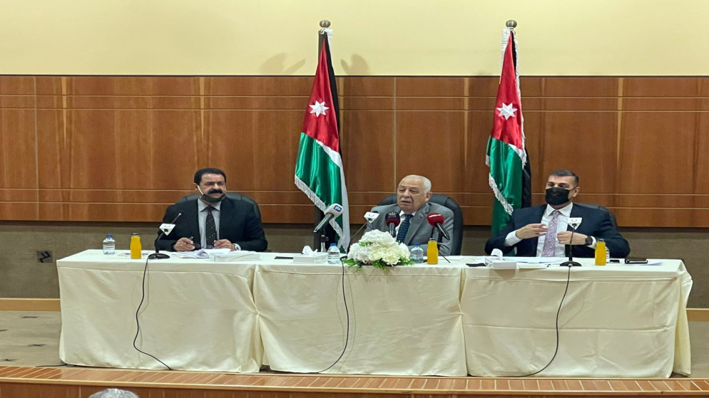 رئيس الديوان الملكي يعلن تنفيذ مبادرات ملكية جديدة