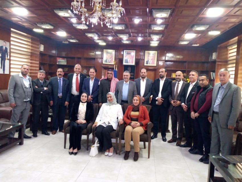 رئيس وأعضاء مجلس بلدية الزرقاء يؤدون اليمين القانونية