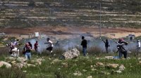 اصابات بمواجهات بين قوات الاحتلال وفلسطينيين في الضفة