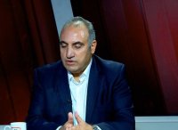 الشواربة: 10 آلاف موظف زائد عن الحاجة وأبراج السادس جاهزة خلال 18 شهرا من بدء العمل