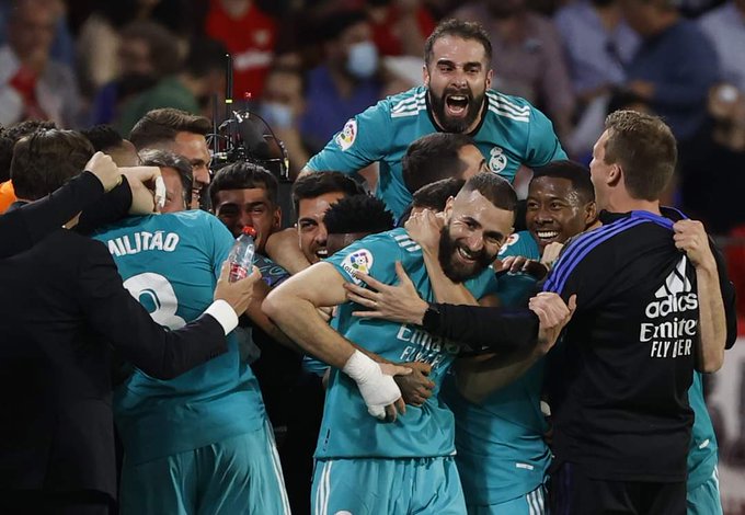 ريال مدريد يحسم قمة الدوري الإسباني ضد إشبيلية بـ ريمونتادا قاتلة