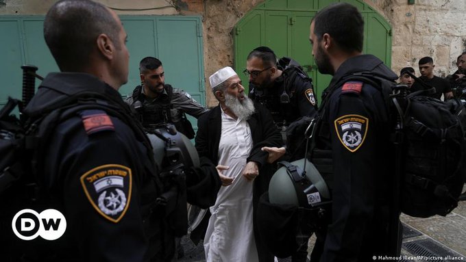 الصفدي ونظيره الامريكي: ضرورة الحفاظ على الوضع القائم في القدس