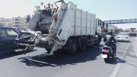 تعطل ضاغطة نفايات يخلق ازدحاما خانقا في شارع الاستقلال