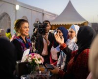 الملكة تقيم إفطاراً لعدد من السيدات في اربد - صور