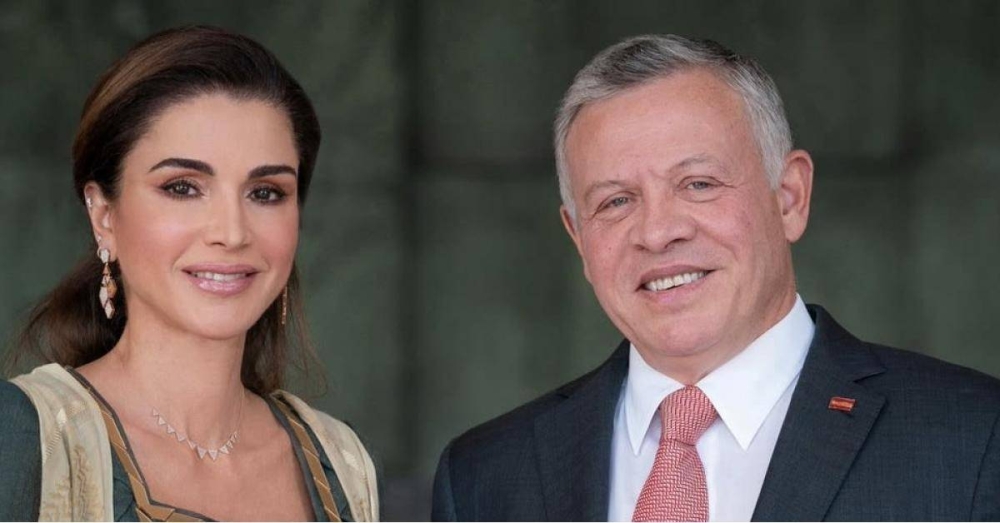 الملك ترافقه الملكة يغادران إلى الولايات المتحدة