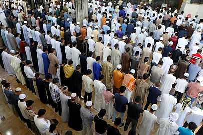 صلاة العيد عند الـ 6:45 دقيقة صباحا (اسماء المصليات)