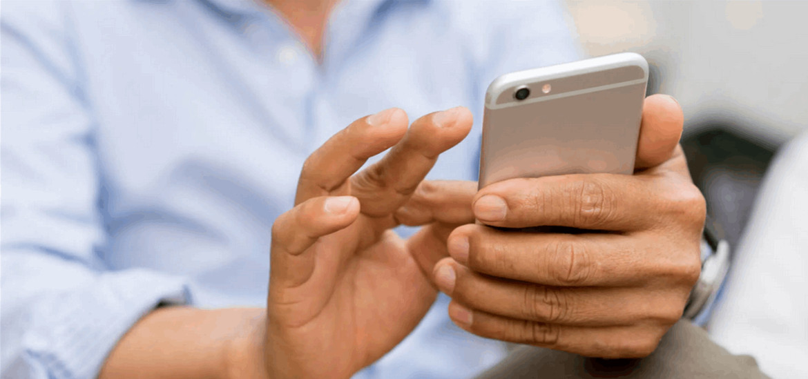 فضيحة تطال نائبا.. ضبط متلبسا بفيديو إباحي في البرلمان - تفاصيل