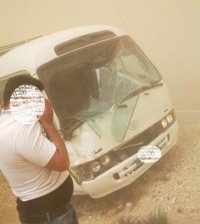 اصابات بتصادم حافلة ومركبة في الصحراوي
