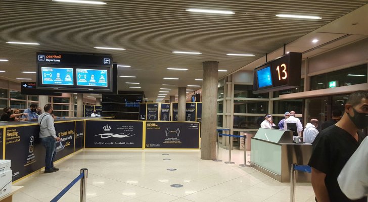 كيف يمكن للحكومة ان تحل مشكلة توقيف النواب في المطار؟ وزير سابق يقترح 3 خطوات