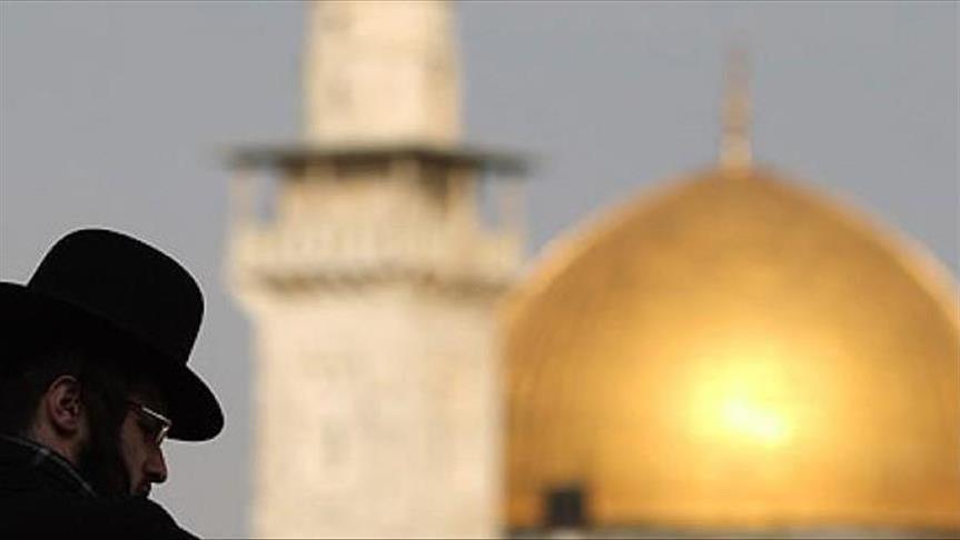 زعيم منظمة إسرائيلية متطرفة يدعو لهدم قبة الصخرة نهاية مايو