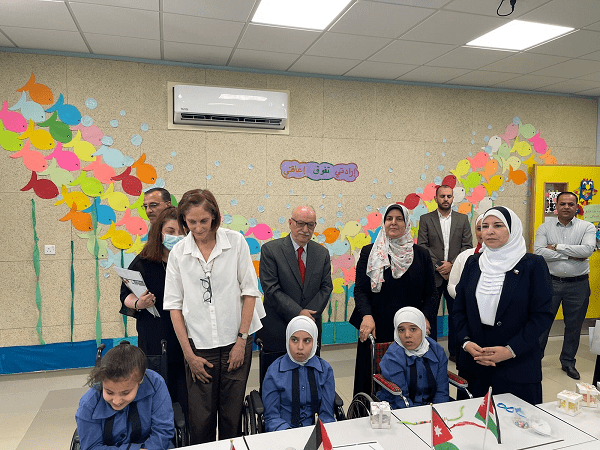 افتتاح مدرستين في العقبة