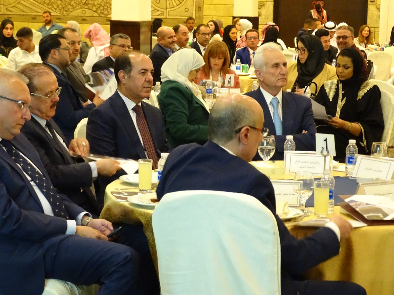 عويس: نعكف على تنفيذ إجراءات موجهة للطلبة العرب