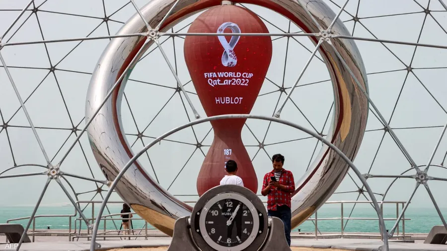 الغارديان: "عدم اليقين" يخيم على مونديال قطر