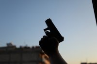 القبض على مطلق النار الذي أصاب طفلاً  في أحد الأفراح في المفرق - تفاصيل