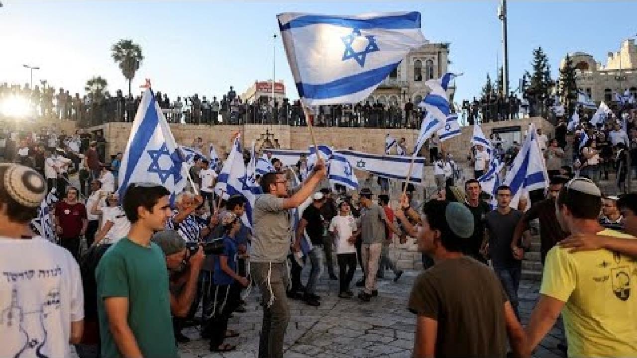 استنفار غير مسبوق وإصرار فلسطيني على صد "مسيرة الأعلام"