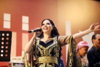 دموع ديانا كرزون تخطف الأنظار في حفلها بذكرى الاستقلال بالأردن