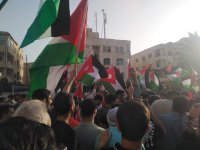 وقفة احتجاجية في عمان رفضا لمسيرة الأعلام (صور)