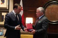 الملك  يستقبل رئيس وزراء جورجيا إيراكلي غاريبا شفيلي في قصر الحسينية (صور)