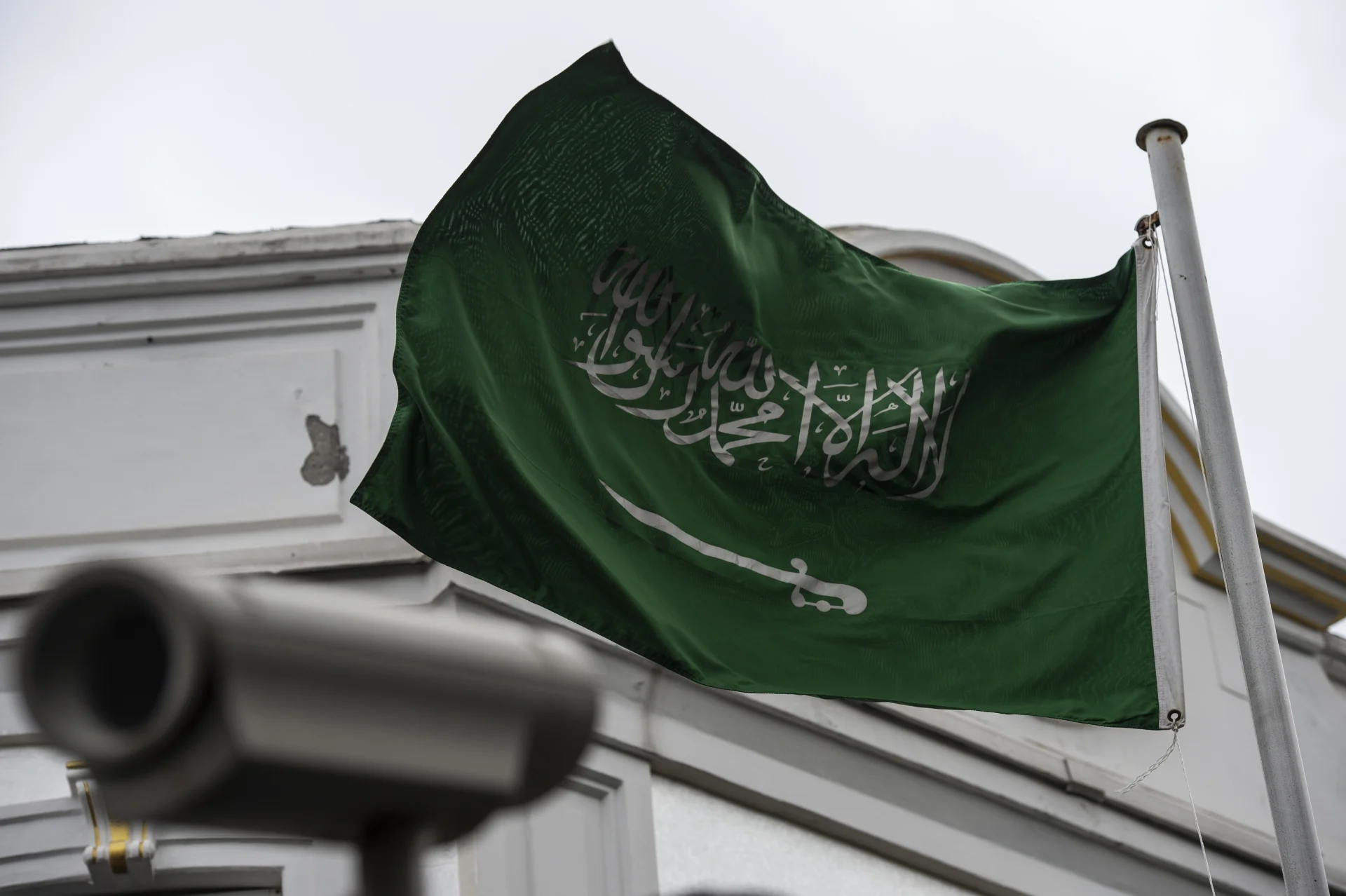 مكافحة الفساد توقف 41 شخصا بعد جولات رقابية على وزارات