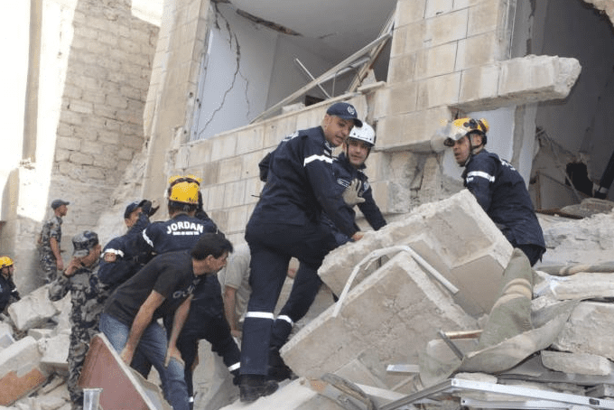 العاصمة عمان: مدعي العام يوقف 5 أشخاص اثر انهيار طابق اسفر عن وفاة شخص واصابة 6 اخرين