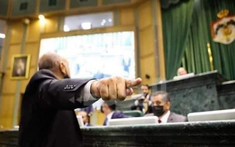 حيرة نيابية في قراءة مستقبل الحكومة.. تعديل أم رحيل؟