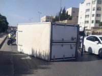 تدهور (ديانا) أمام أكاديمية الطهي باتجاه مدينة الحسين الطبية