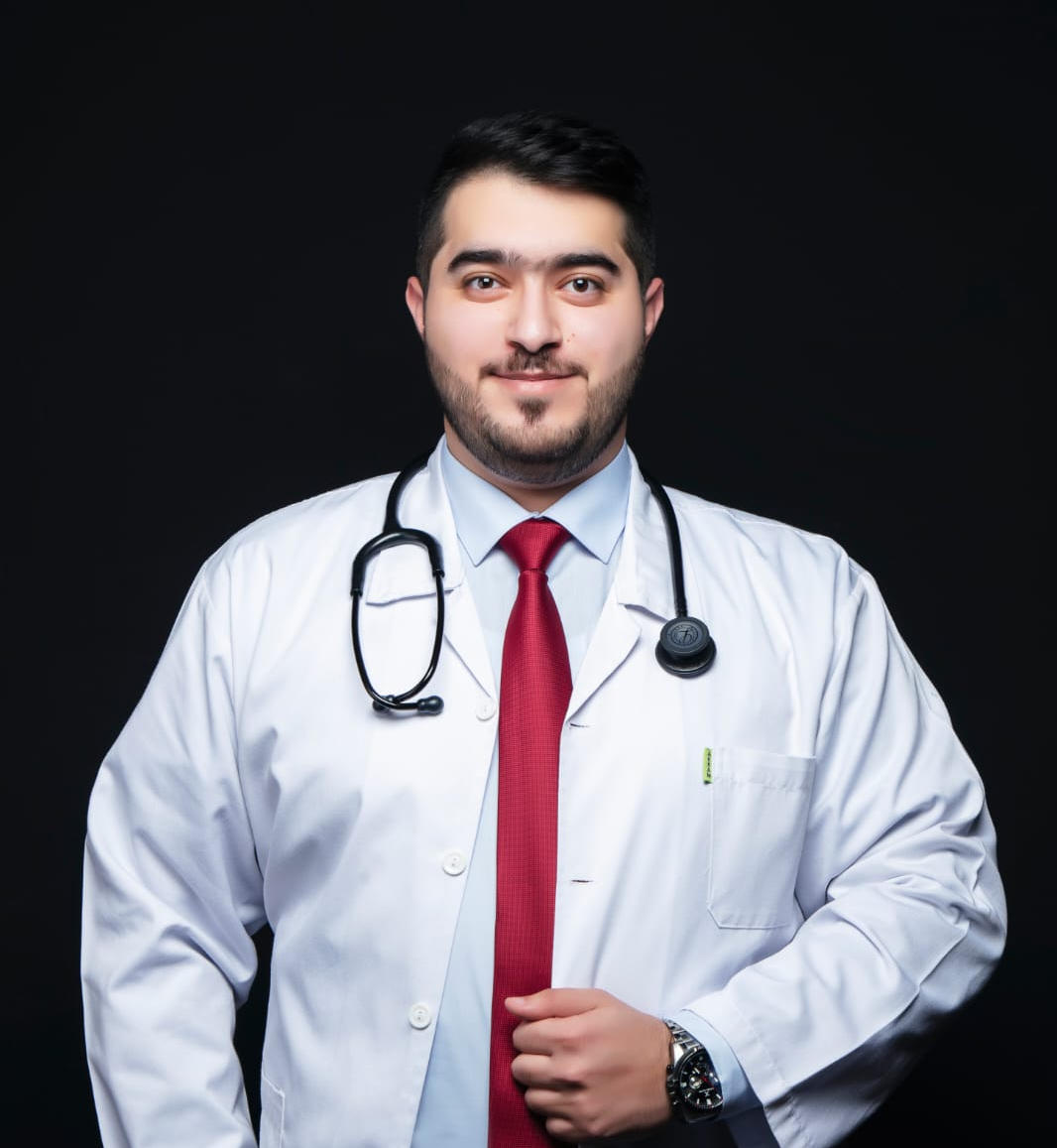 الدكتور احمد مجدي الصمادي..مبارك شهادة الطب