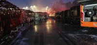 احتراق 18 حافلة في فلسطين المحتلة (صور وفيديو)