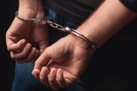إلقاء القبض على شخص قتل زوجته إثر خلافات بينهما