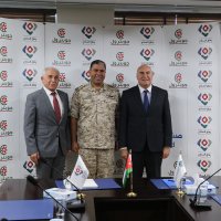 اتفاقية شراكة بين شركة تسويق المنتجات البترولية وصندوق الائتمان العسكري لدعم رفاق السلاح العاملين والمتقاعدين من القوات المسلحة الأردنية