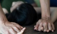 جناية هتك العرض مكررة 60 مرة في قضية فتاة وسائق باص - تفاصيل
