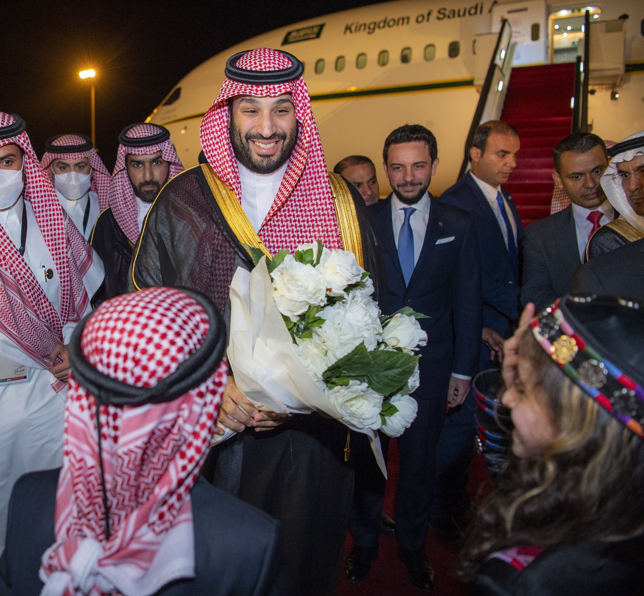 10 وزراء سعوديون وصلوا للأردن مع محمد بن سلمان