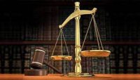 وزير اسبق وقنصل فخري ورئيس مجلس ادارة وابن رئيس وزراء اسبق امام القضاء