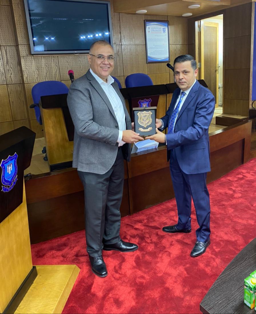    أ.د. إياد مسعد من جامعة تكساس يحاضر في "هندسة " عمان الأهلية
